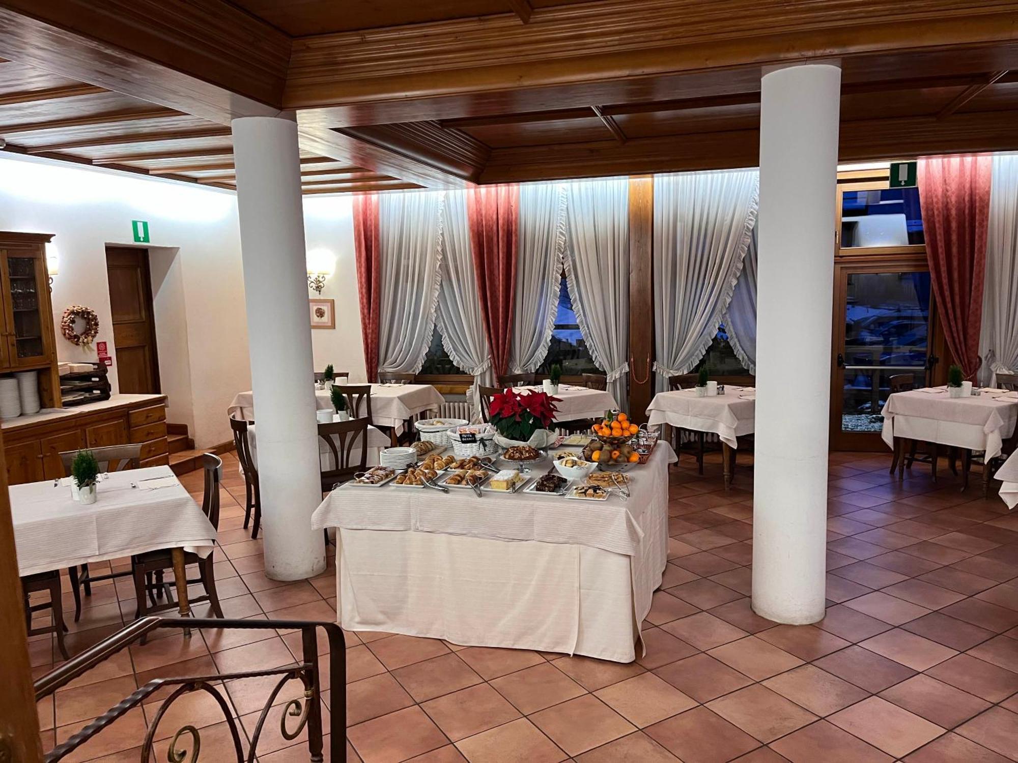 Hotel Albergo Dolomiti San Vito di Cadore Esterno foto